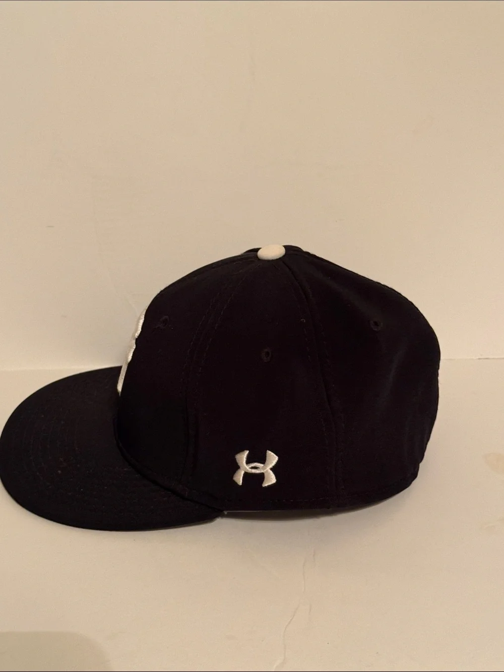 Under Armour Kids Black and White SF Baseball Cap Size 7